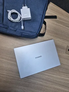 Huawei MateBook D14 | 11th Gen Core i5 | 8GB RAM | 512GB NVMe SSD