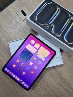 iPad Pro 11-Inch M4 Chip 256GB WiFi and Cellular (CASH or SWAP)