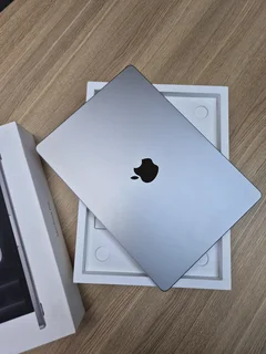 14-Inch MacBook Pro M3 Chip 8GB 512GB (CASH or SWOP)