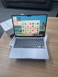 MacBook Air M2 Chip | New Condition | CASH or TRADE-IN