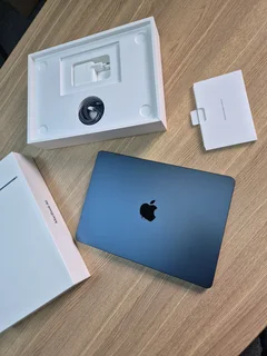 Macbook Air M2 8gb 256gb Midnight (cash Or Trade-in)