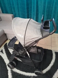 Little one Pram