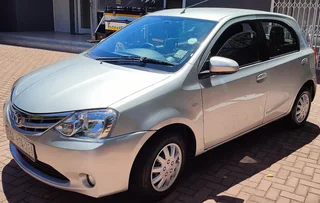 2014 Toyota Etios Hatchback R103000