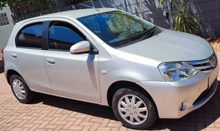 2014 Toyota Etios Hatchback R103000