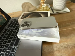 iPhone 15 Pro (256GB) in Excellent Condition &#43; Box &amp; accessories