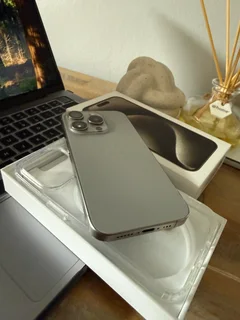 iPhone 15 Pro (256GB) in Excellent Condition &#43; Box &amp; accessories