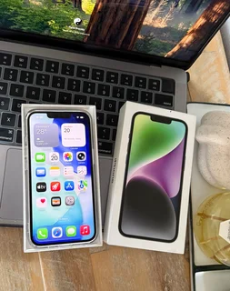 iPhone 14 (128GB) in Fair  Condition + Box & accessories