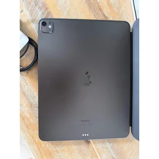 iPad Pro 13 Inch M4 Processor (256GB) WiFi Only + Sillicone  Case* Brand New Never Used*