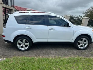 2009 Mitsubishi Outlander Automatic