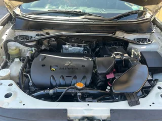 2009 Mitsubishi Outlander SUV