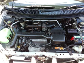 2000 Daihatsu Sirion 1.0L super light on fuel