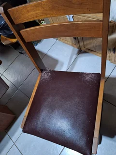 Dinning room table and chairs