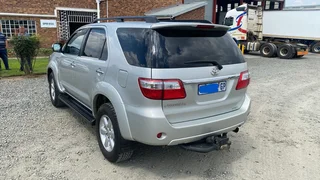 2010 Toyota Fortuner SUV