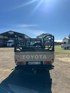 Toyota Land Cruiser 4.5 V8 Bakkie