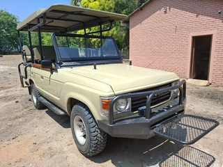 Toyo Land Cruiser Game  Viewer