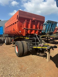Henred Fruehauf Drawbar 15 Cube Tipper.