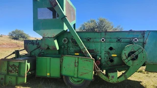 Harvestech 1300 Grondbone Plukkers x2.