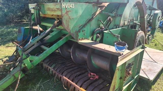 Harvestech 1300 Grondbone Plukkers x2.
