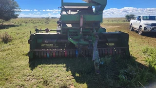 Harvestech 1300 Grondbone Plukkers x2.