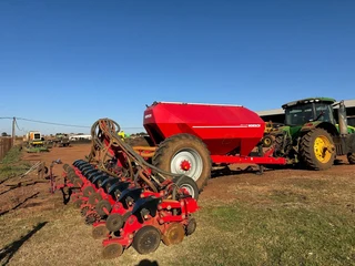 Horsch Maestro 12 SW Korrelkunsmis Planter