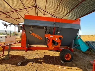 Rolo 9 Cube Horizontal Voermenger.