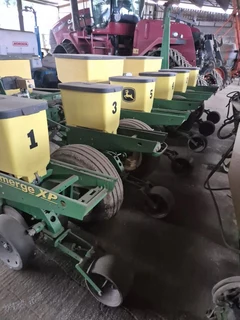 John Deere 1750 Planter 6 Ry 0.91