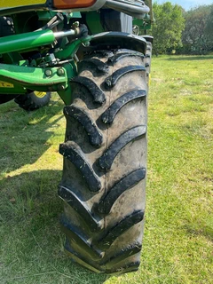 John Deere R4023 Hoogloop Spuit