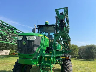 John Deere R4023 Hoogloop Spuit