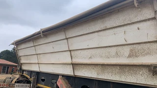 Hendrit 40 Cube Axles Wabler Air Suspension Trailer.