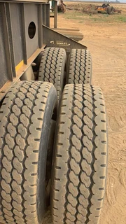 Hendrit 40 Cube Axles Wabler Air Suspension Trailer.