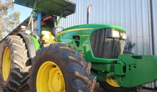 John Deere 5095M Oopstasie 4x4 Trekker.