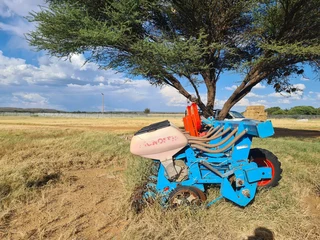 Monosem 15 Ry 0.38 Planter.