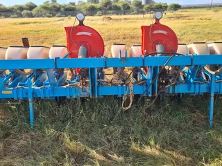 Monosem 15 Ry 0.38 Planter.