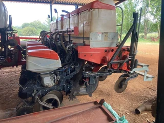 Jumil 3090 Planter 6 Ry 0.91