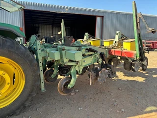 Rothmann/John Deere 1750 4 Ry 0.91