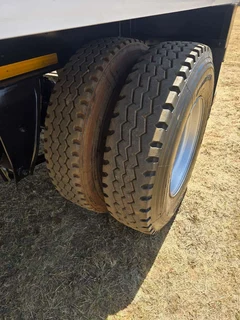 Basset bodies 12 ton sleepwa