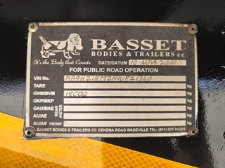Basset bodies 12 ton sleepwa