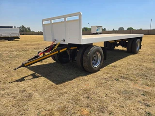 Basset bodies 12 ton sleepwa