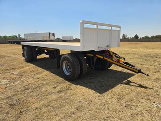 Basset bodies 12 ton sleepwa