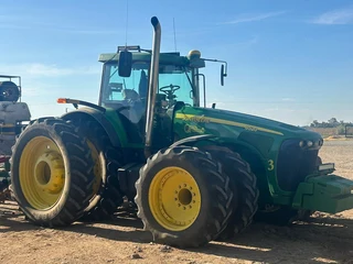 John Deere 8520 Trekker