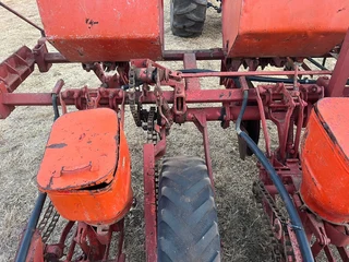 Massey Ferguson 4 Ry 3Voet Planter