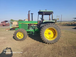 John Deere 4450 Trekker