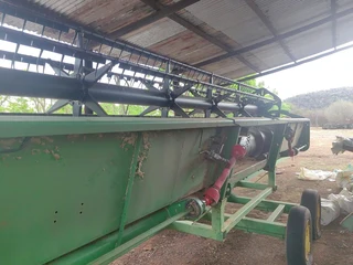 John Deere 9650 cts Stroper&#43;25 Voet Flex Tafel&#43;6 Ry Mielie Plukkerkop