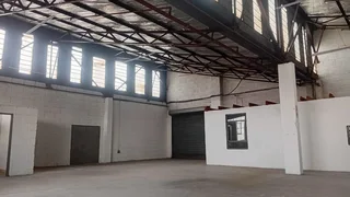 H12 – 205m² Factory / Warehouse / Distribution Space To Let