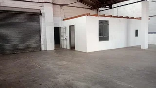 H12 – 205m² Factory / Warehouse / Distribution Space To Let