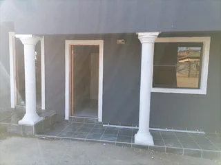 Bachelor Flat Available For Rental