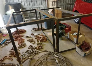 Workshop table iron frames