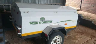 Trailer hire
