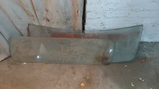 Vintage Car - Windshiedls