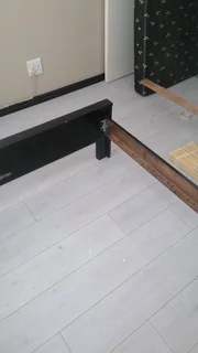 Double Bed &#43; Side Table &#43; Lamp